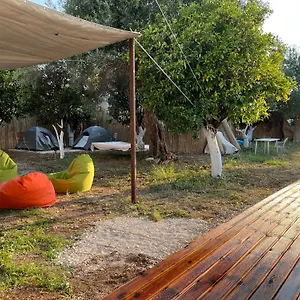 Himara Hostel Ostello